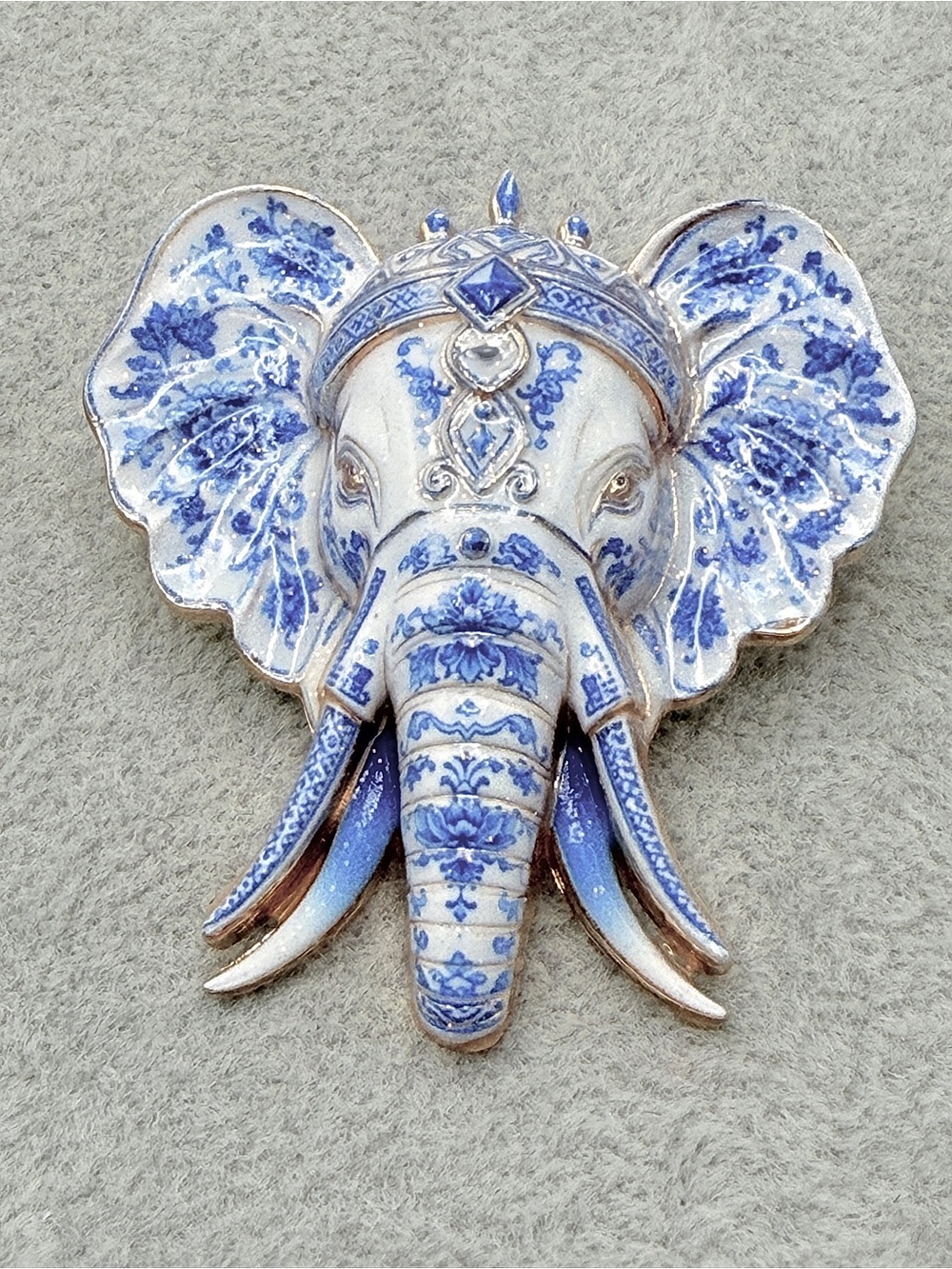 Elephant blue & white brooch